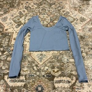 Aeropostale cropped long sleeve